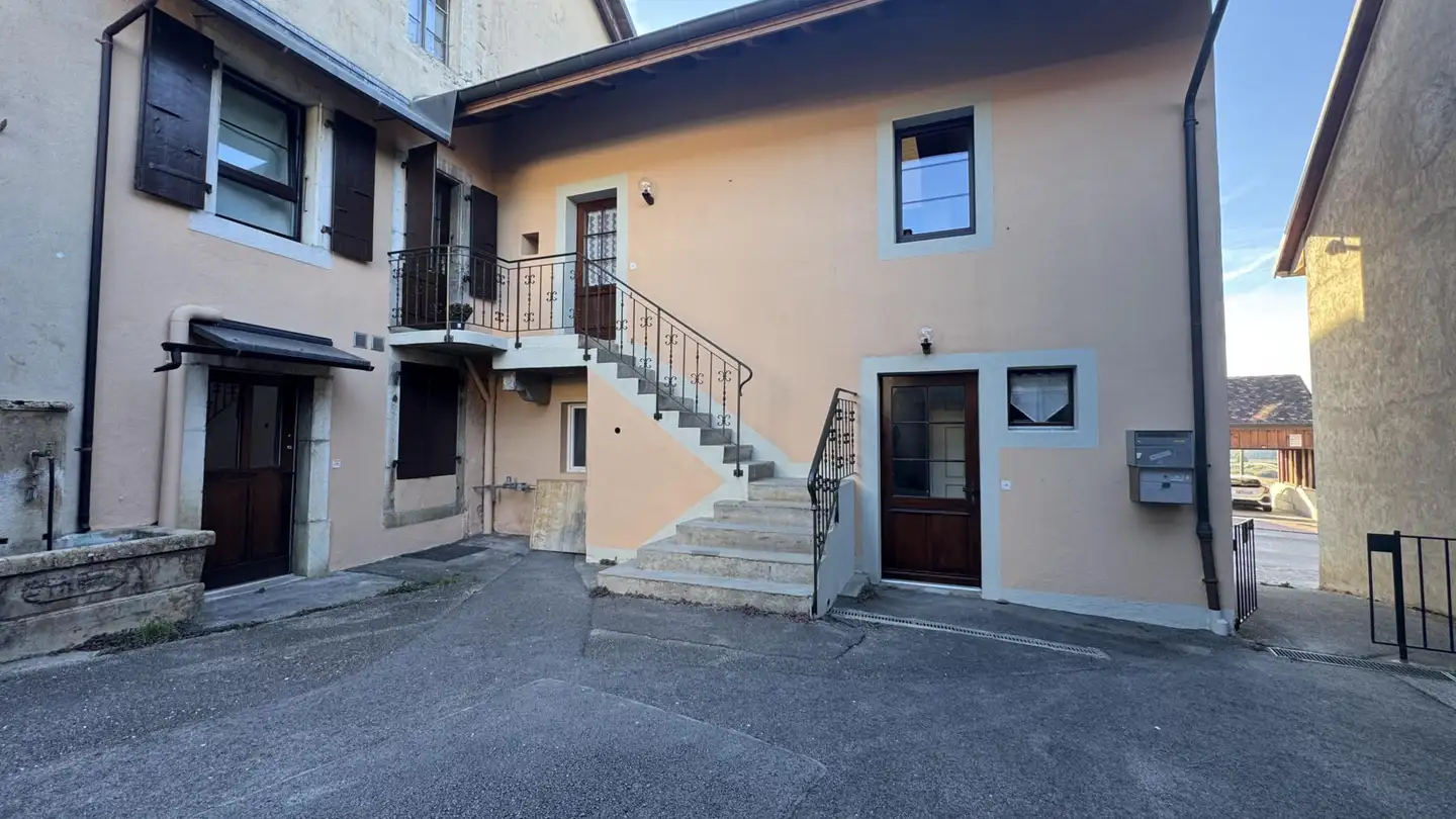 Duplex in affitto - 1183 Bursins