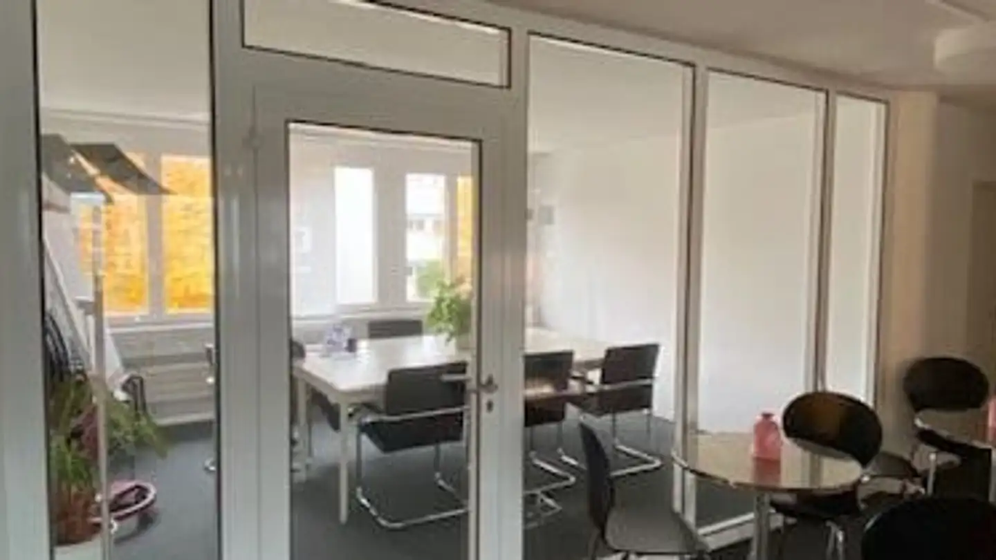 Bureau à louer - Forchstrasse 149, 8132 Egg b. Zürich - Photo 2