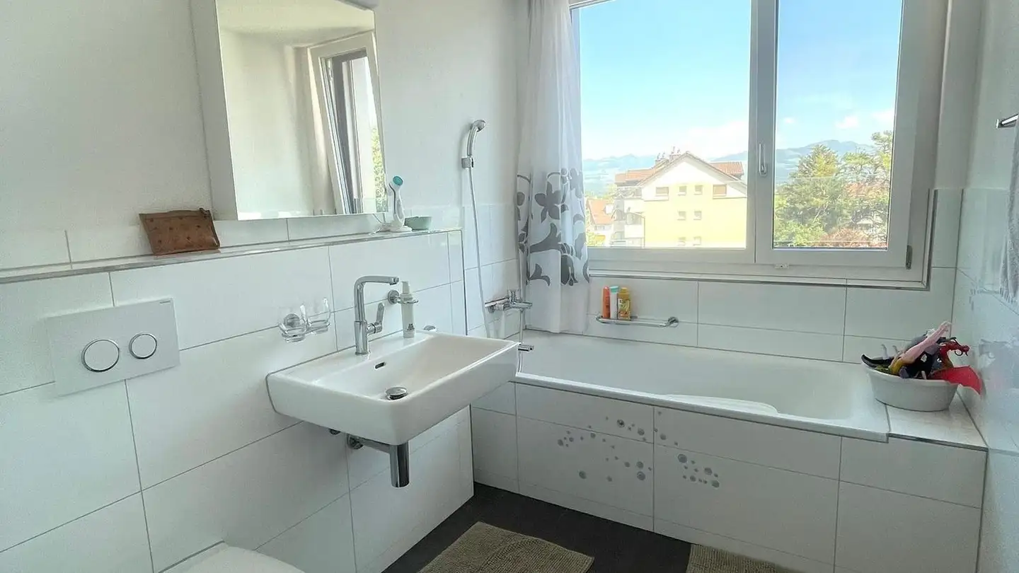 Wohnung mieten - Kantonsstrasse 53, 8863 Buttikon SZ - Foto 2