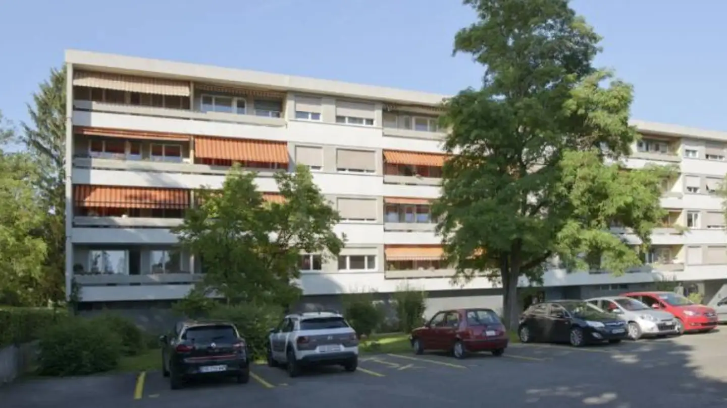 Place de parking extérieure à louer - Chemin Du Foron 7, 1226 Thônex