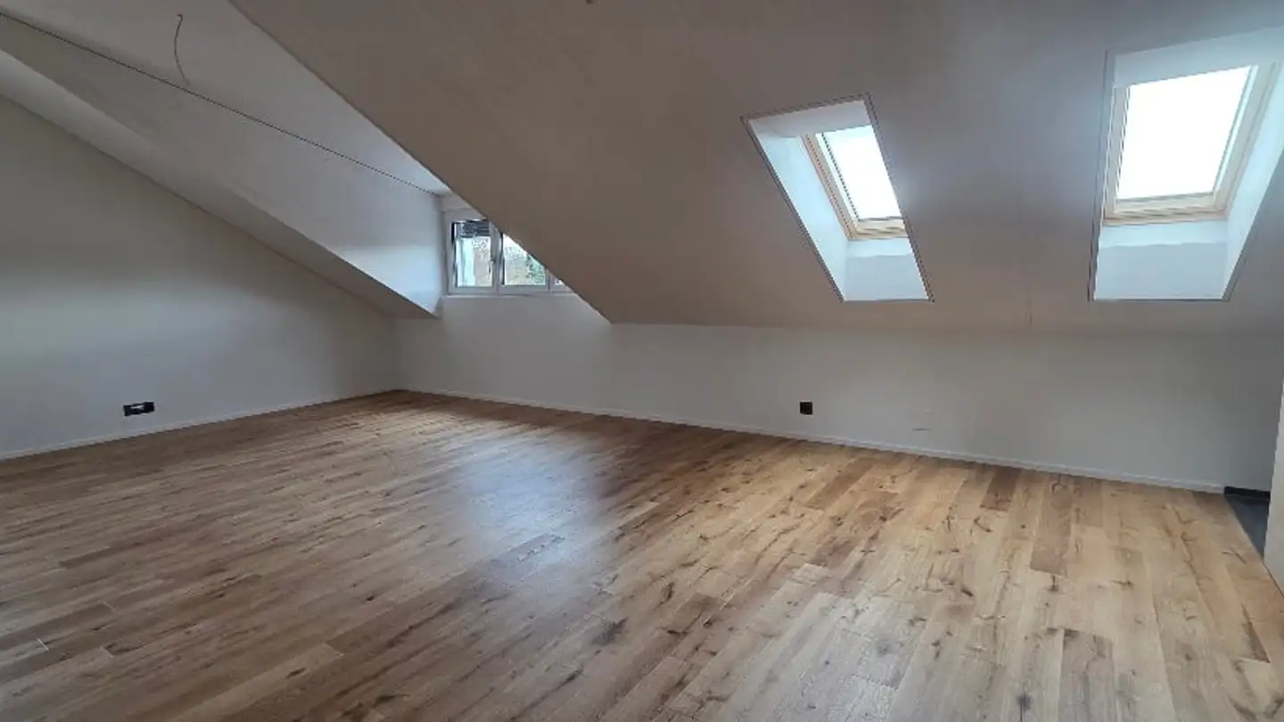 Dachgeschosswohnung mieten - Pfaffenwiesenstrasse 57, 8404 Winterthur - Foto 2