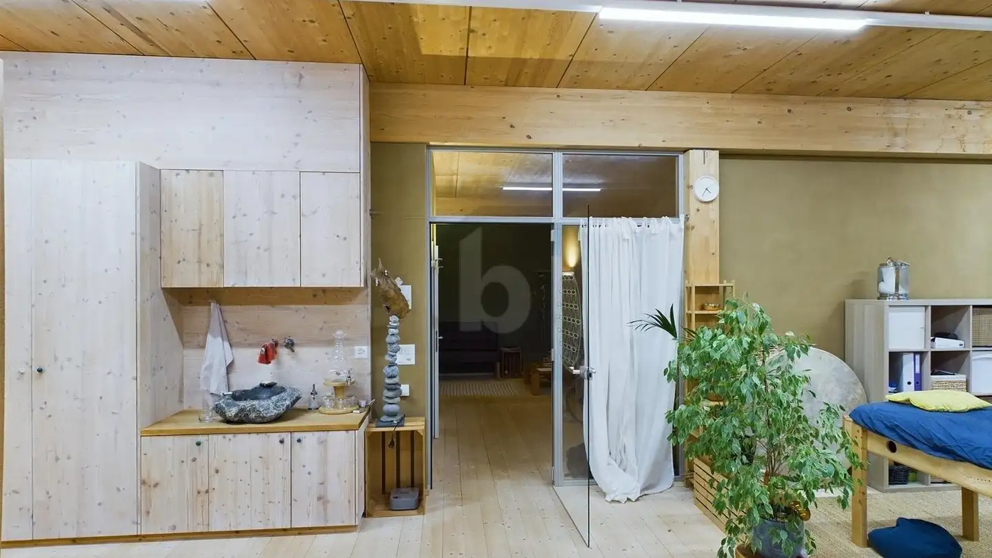 Spazio ufficio in affitto - Giswil, 6074 Giswil