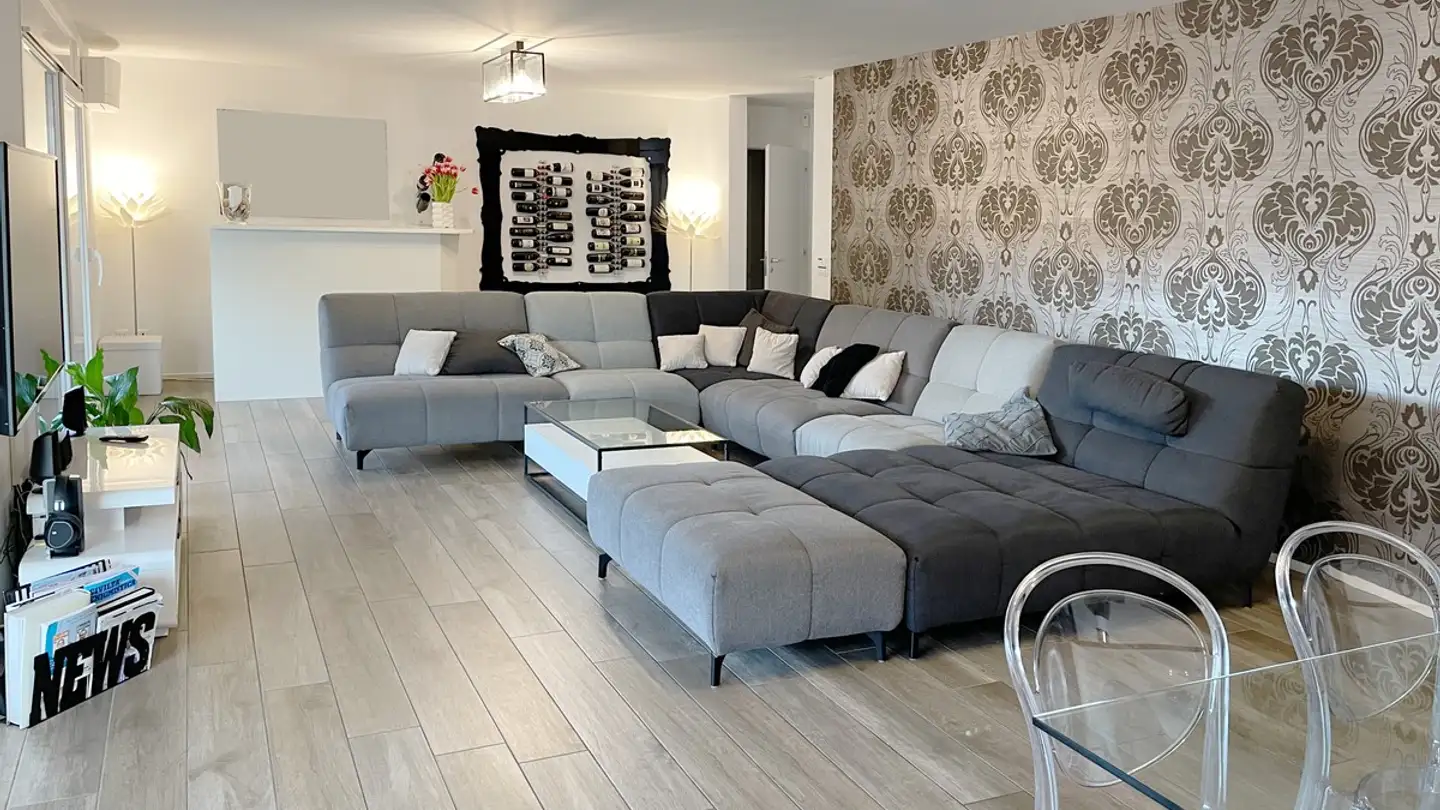 Dachgeschosswohnung kaufen - 6818 Melano