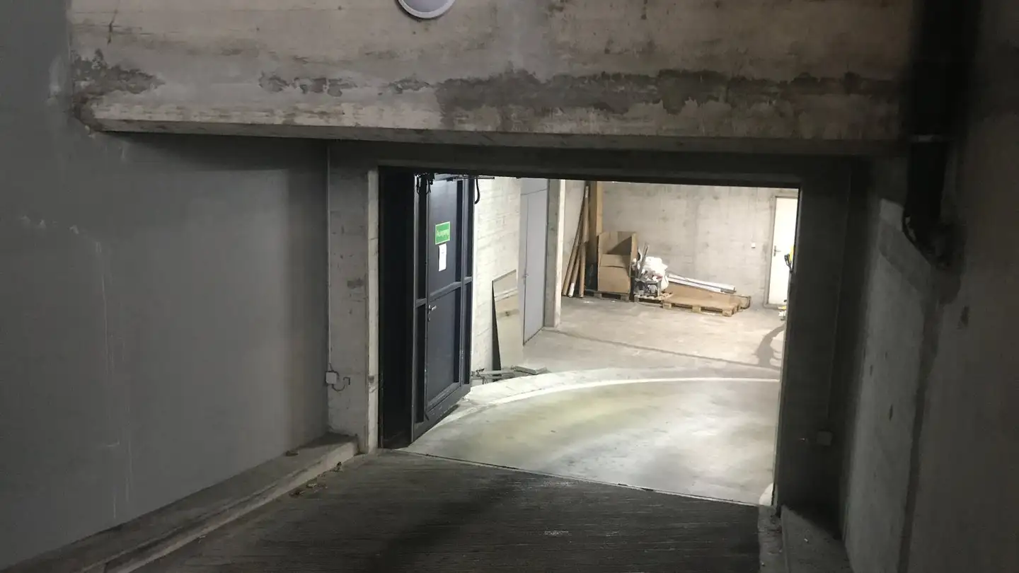 Tiefgaragenstellplatz mieten - Efringerstrasse 79, 4057 Basel - Foto 2