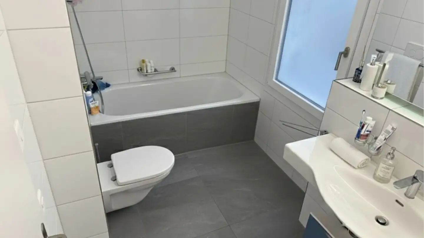 Wohnung mieten - Bahnhofstrasse, 3232 Ins - Foto 4