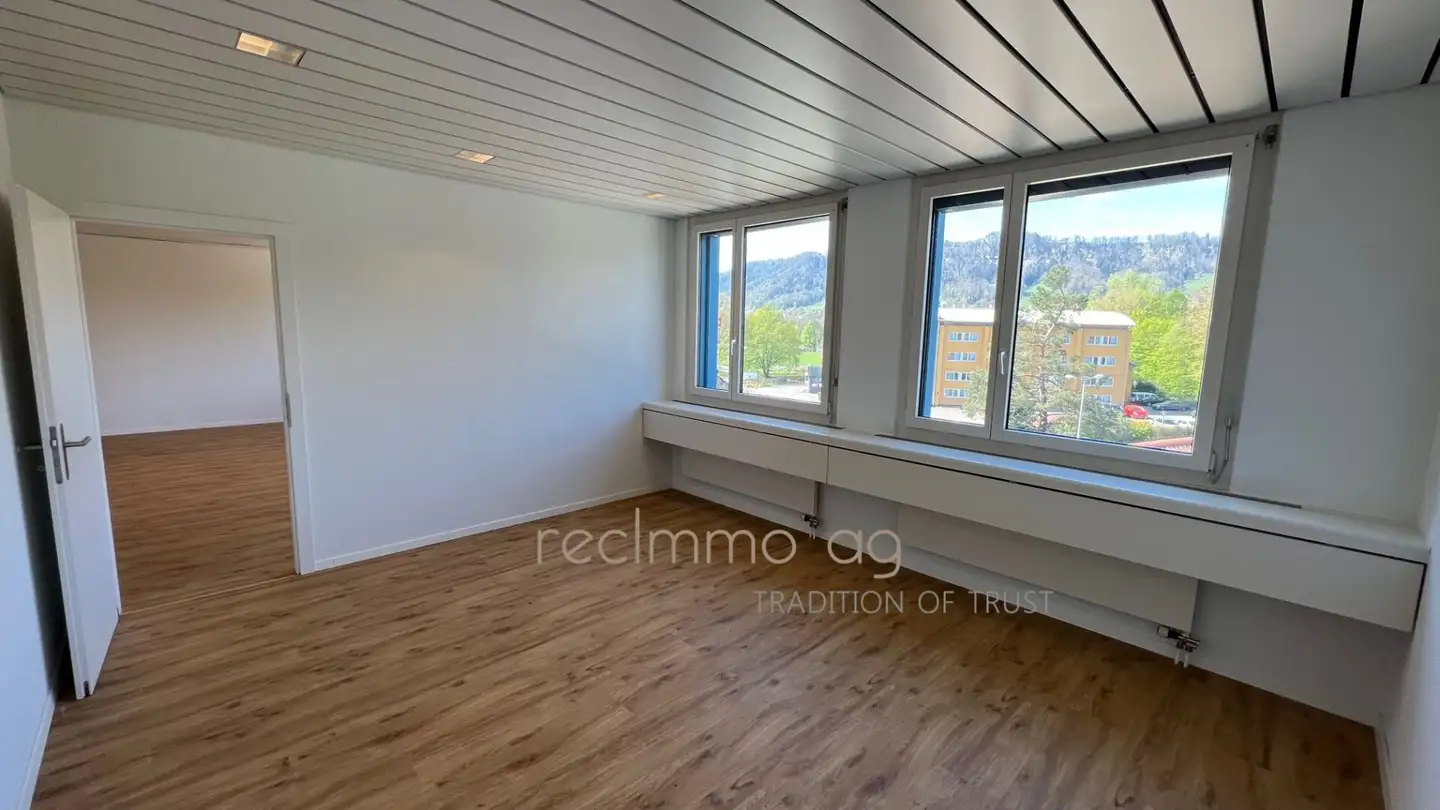 Spazio ufficio in affitto - Zürichstrasse 110b, 8134 Adliswil - Photo 4