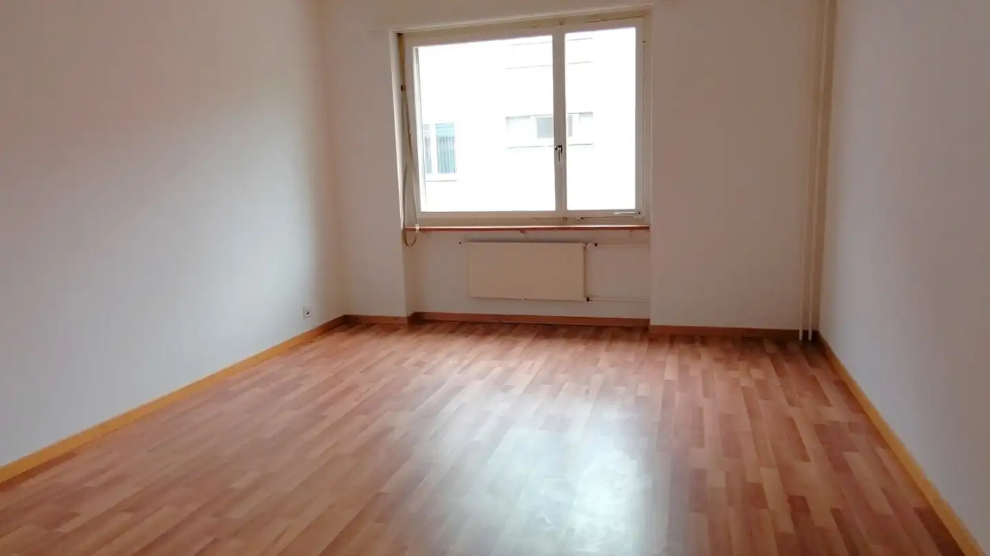 Wohnung mieten - Schaffhauserstrasse, 8212 Neuhausen am Rheinfall - Foto 3