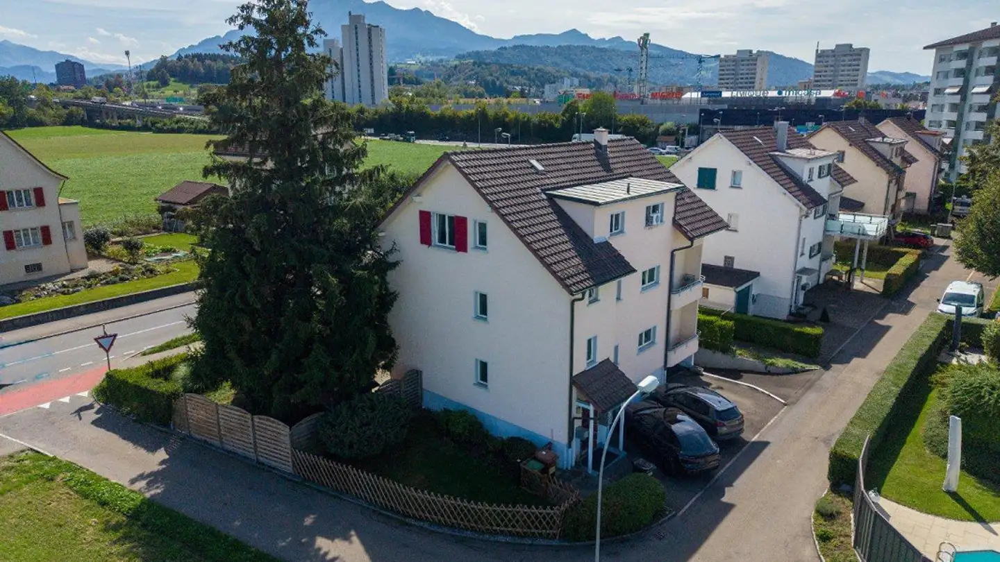 Edificio residenziale in vendita - Lindenfeldring 1, 6032 Emmen