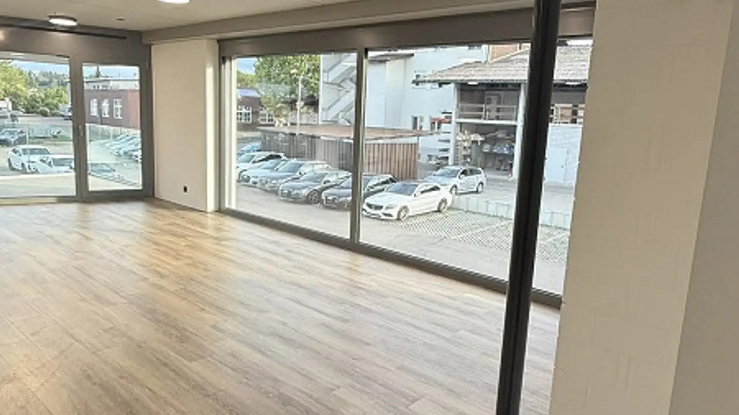 Bürofläche mieten - Industriestrasse 3, 8627 Grüningen - Foto 3