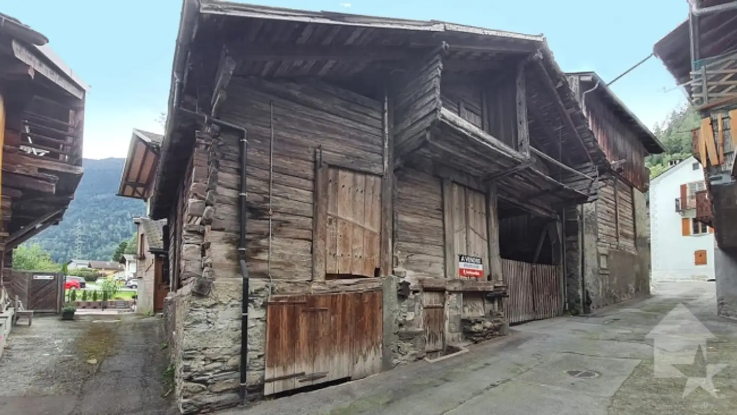 Storage space for sale - 1933 Sembrancher
