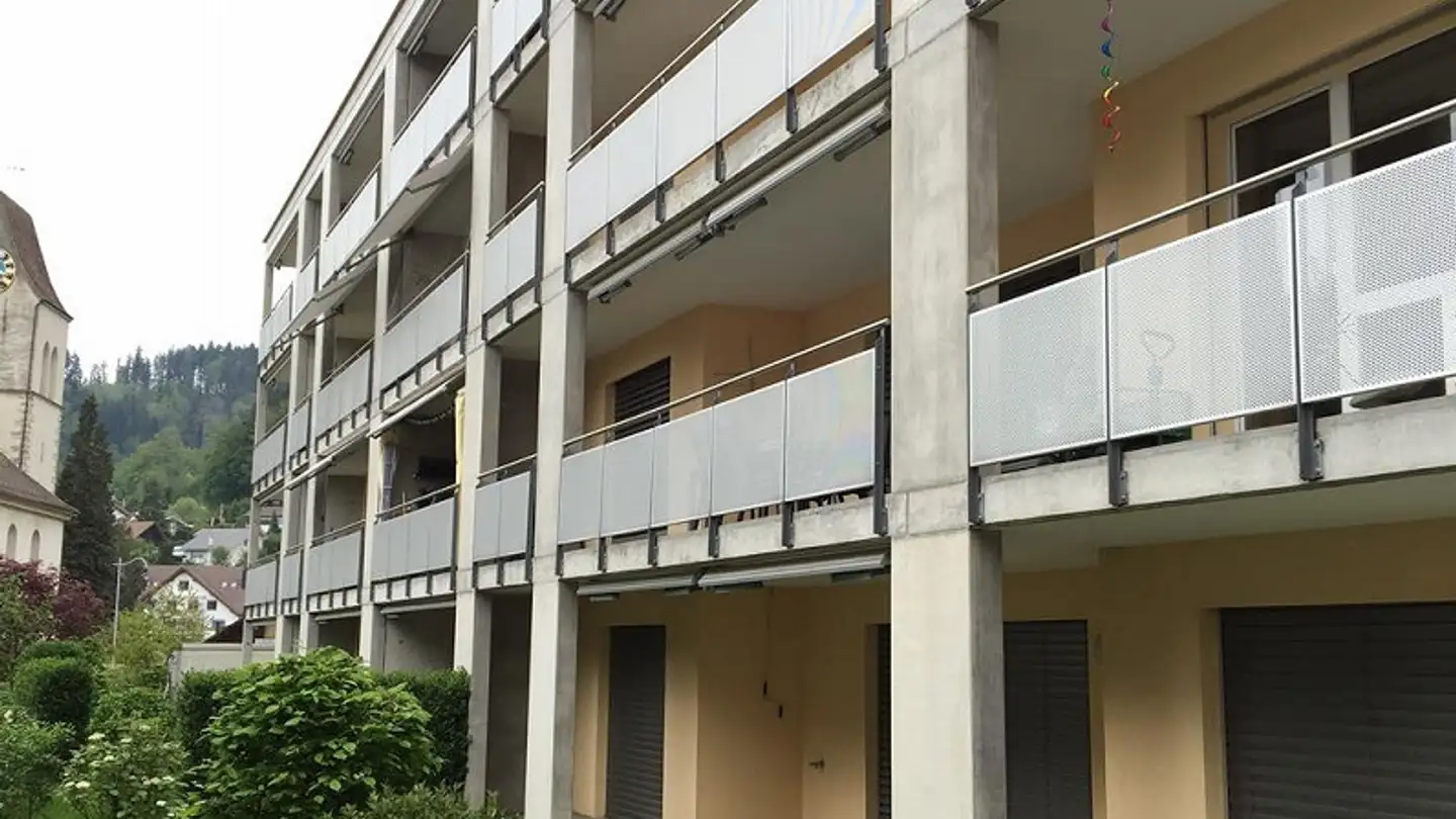 Wohnung mieten - Kirchstrasse 6a, 8344 Bäretswil - Foto 3