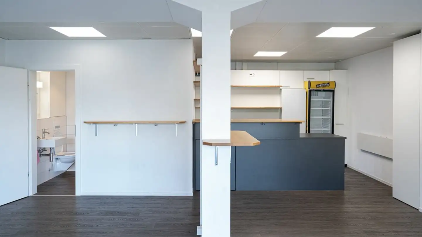 Hairdresser for rent - Zürcherstrasse 8, 8856 Tuggen - Photo 3