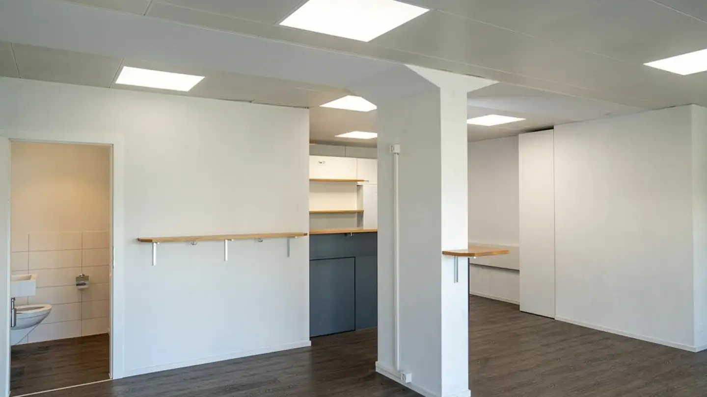 Hairdresser for rent - Zürcherstrasse 8, 8856 Tuggen - Photo 4