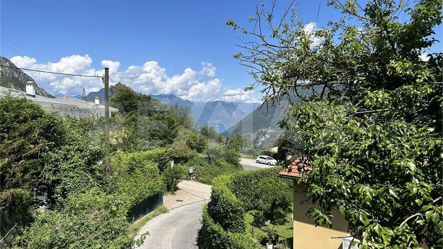 Constructible plot for sale - 6914 Carona - Photo 4