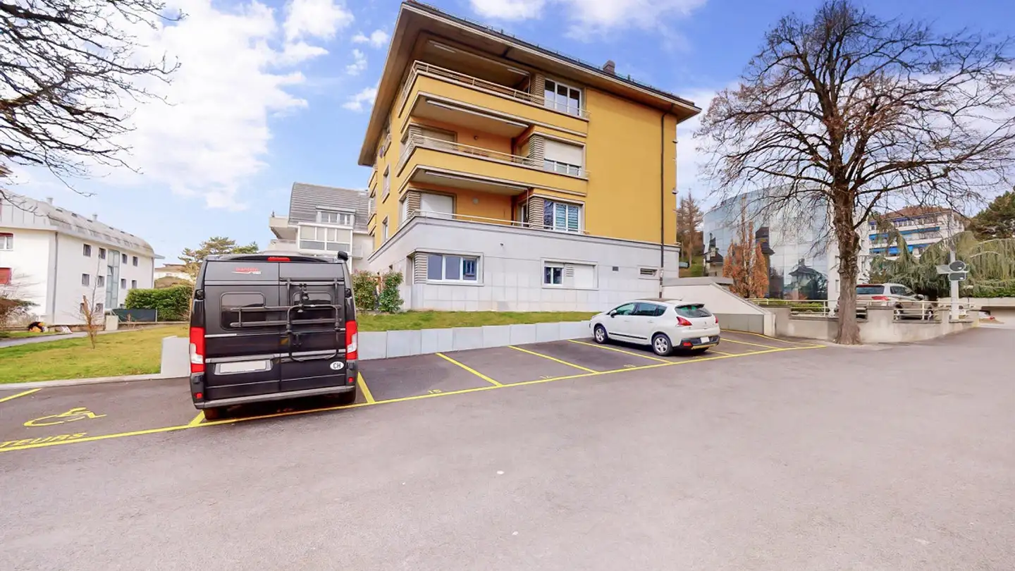 Parcheggio esterno in affitto - 1009 Pully