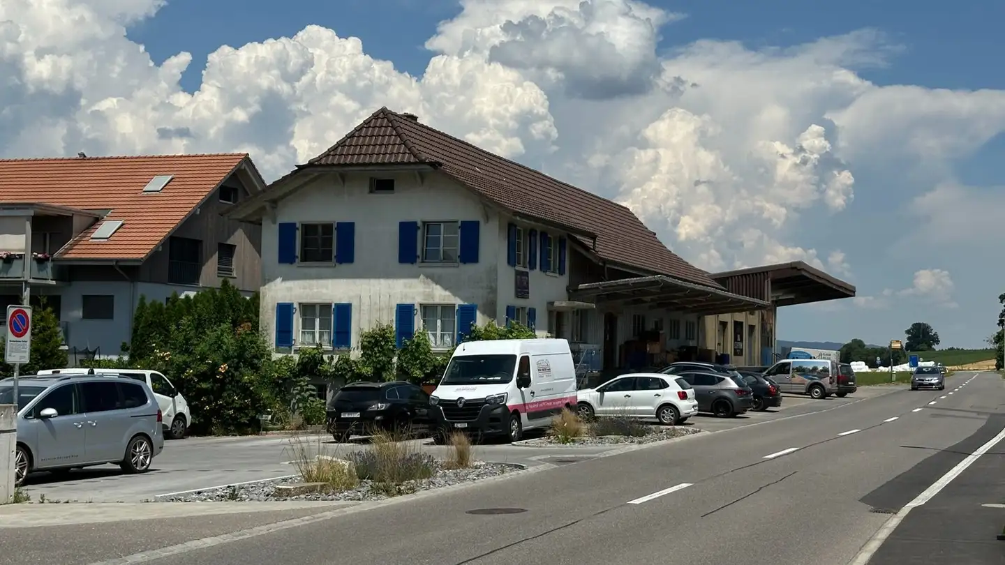 Single house for rent - Lyssstrasse 1, 3267 Seedorf BE