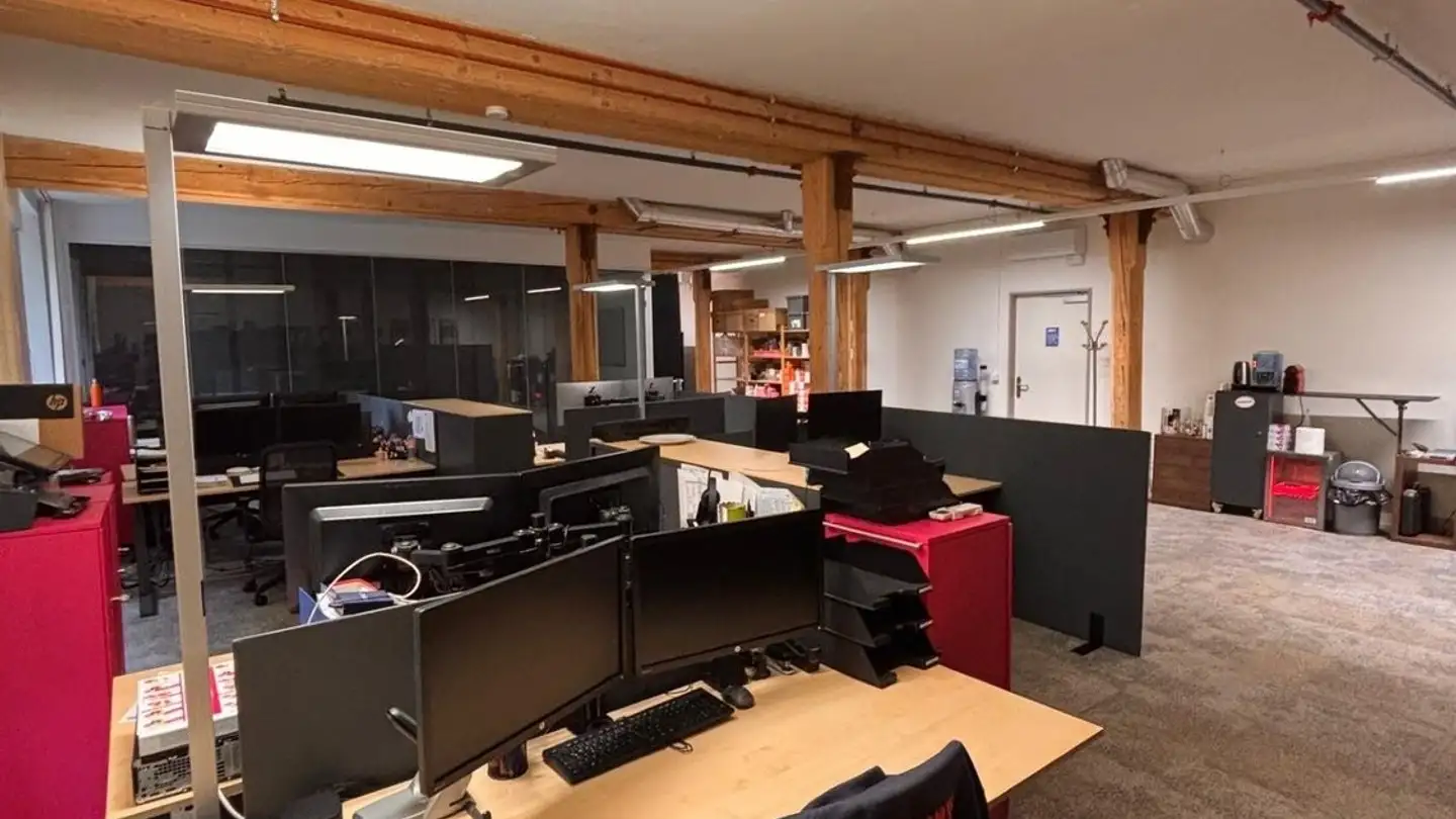 Bürofläche mieten - Zürichstrasse 17, 8607 Aathal-Seegräben - Foto 2