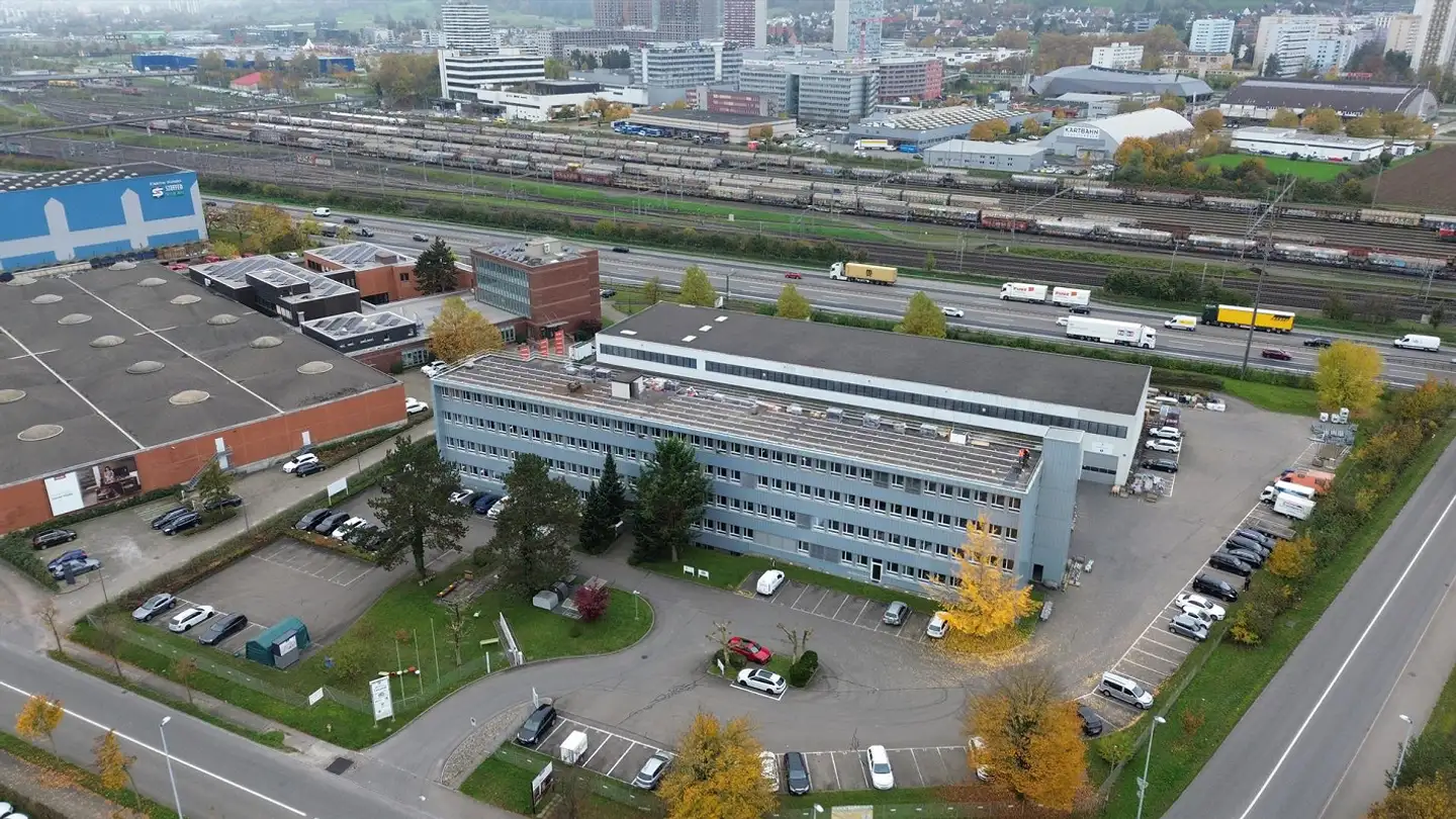 Office space for rent - Limmatstrasse 2, 8957 Spreitenbach