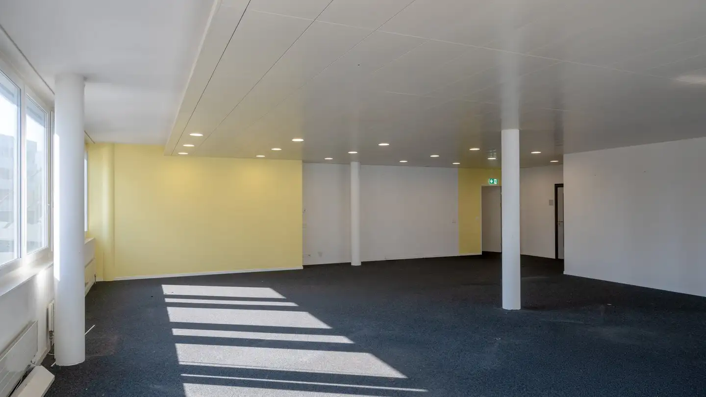 Bürofläche mieten - Grundstrasse 11, 6343 Rotkreuz - Foto 2