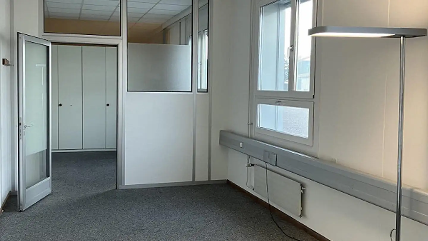 Office space for rent - Limmatstrasse 2, 8957 Spreitenbach - Photo 2