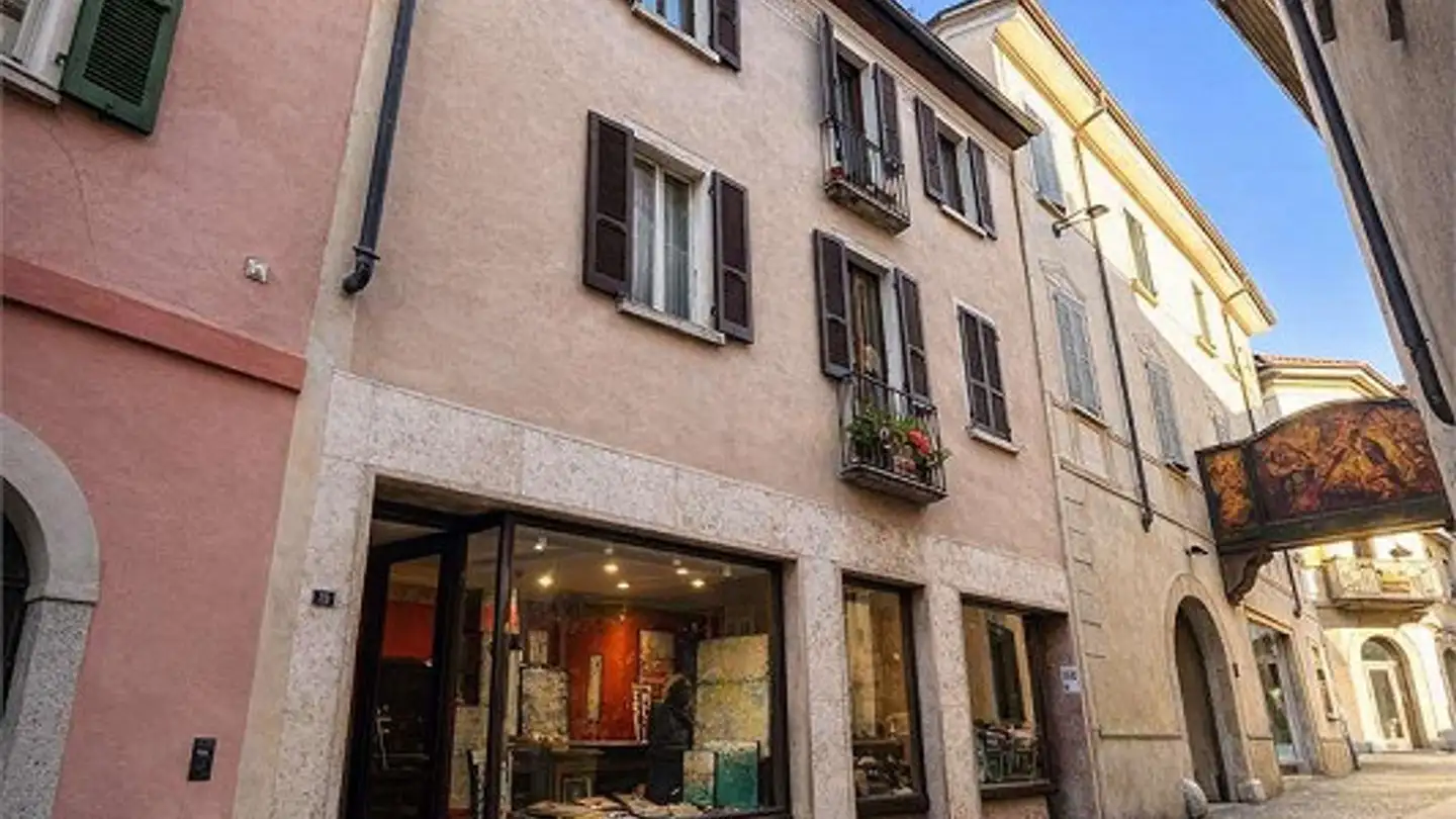 Mehrfamilienhaus kaufen - 6850 Mendrisio