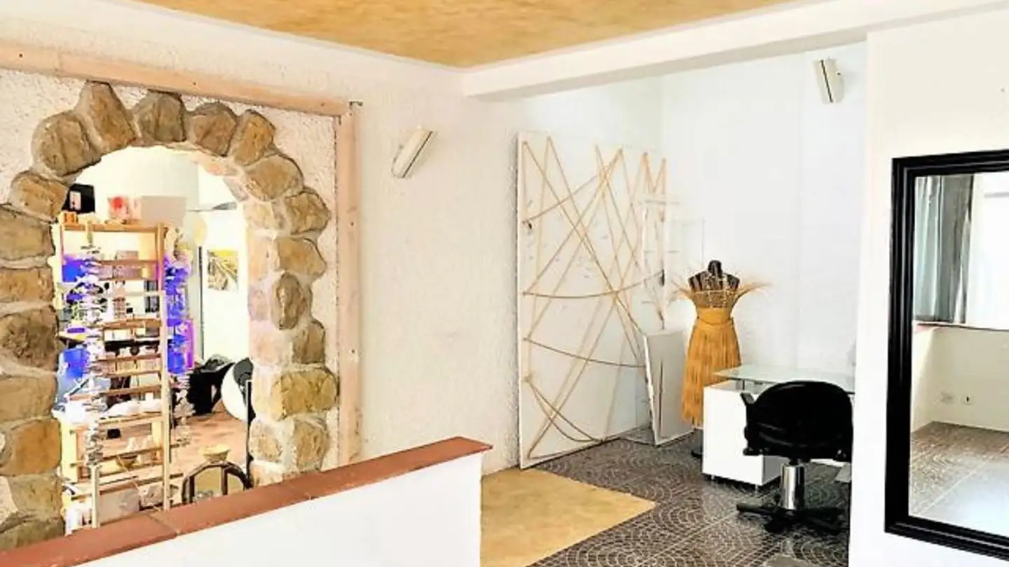 Geschäft kaufen - 6815 Melide