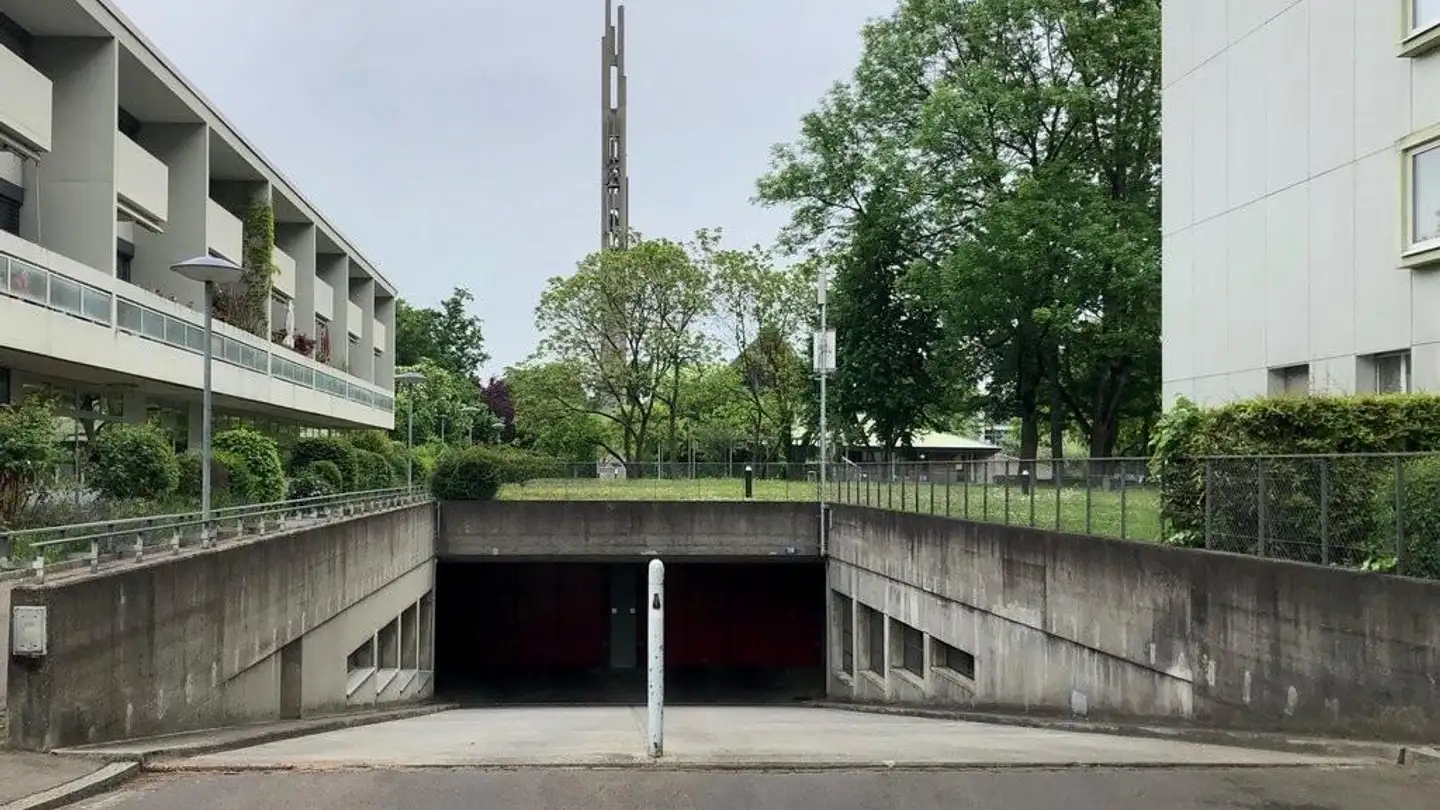 Parcheggio sotterraneo in affitto - Rennweg 116, 4052 Basel