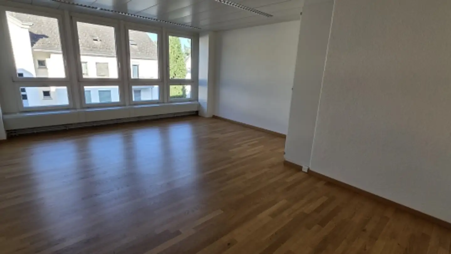 Office space for rent - Schaffhauserstrasse 115, 8302 Kloten - Photo 2