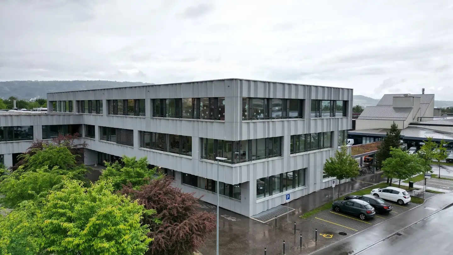 Commerciale in affitto - Allmendstrasse 4, 5610 Wohlen AG