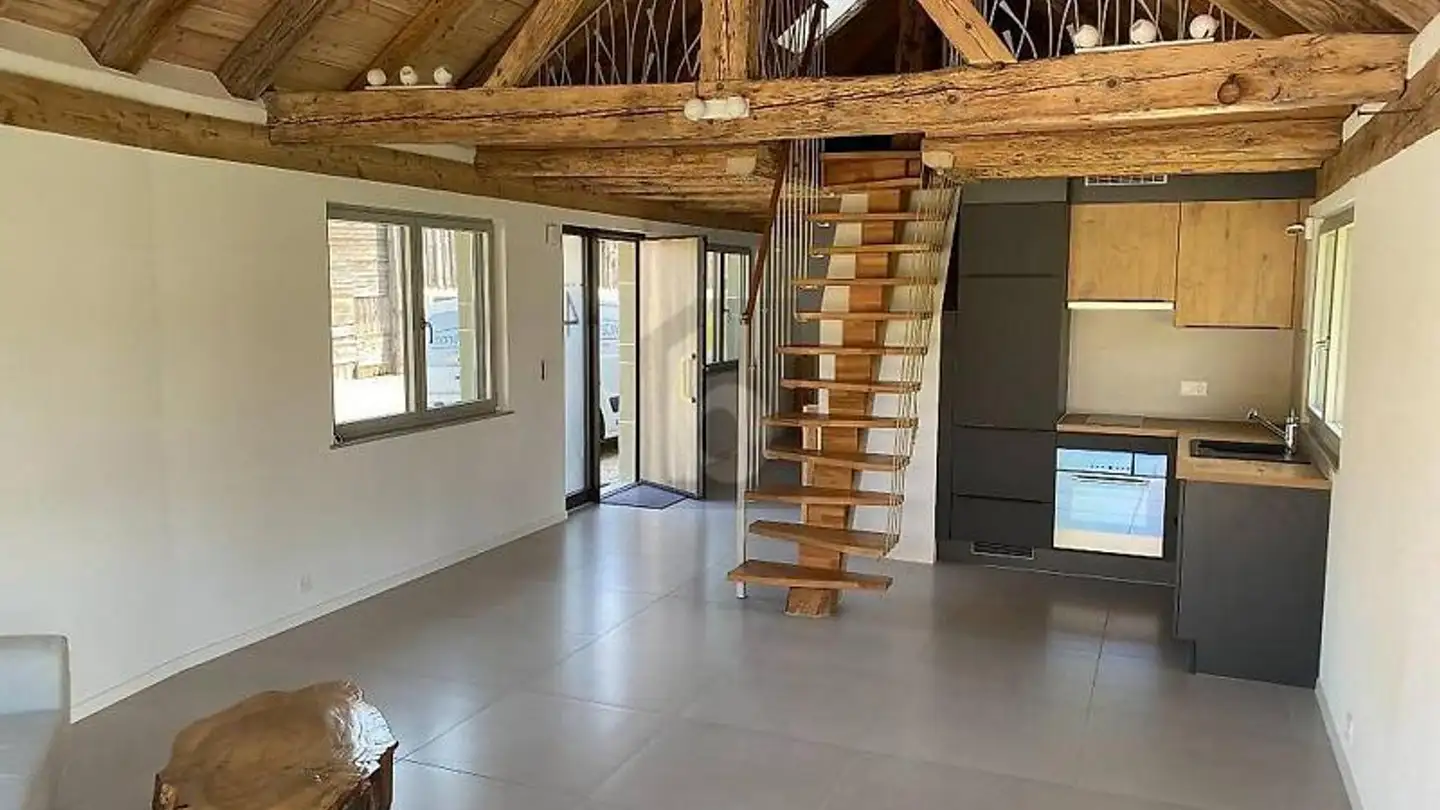 Commercial for rent - 1043 Sugnens