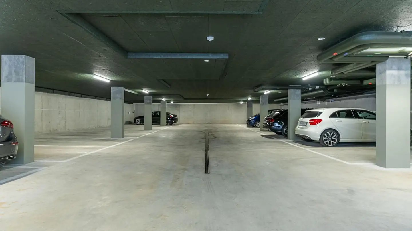 Parcheggio sotterraneo in affitto - Herrligstrasse 7, 8048 Zürich - Foto 3