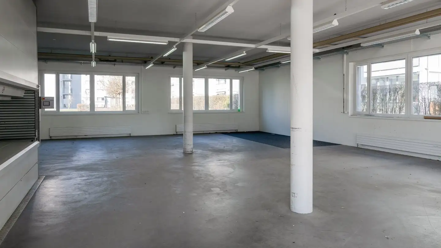 Bürofläche mieten - Grundstrasse 11, 6343 Rotkreuz - Foto 2