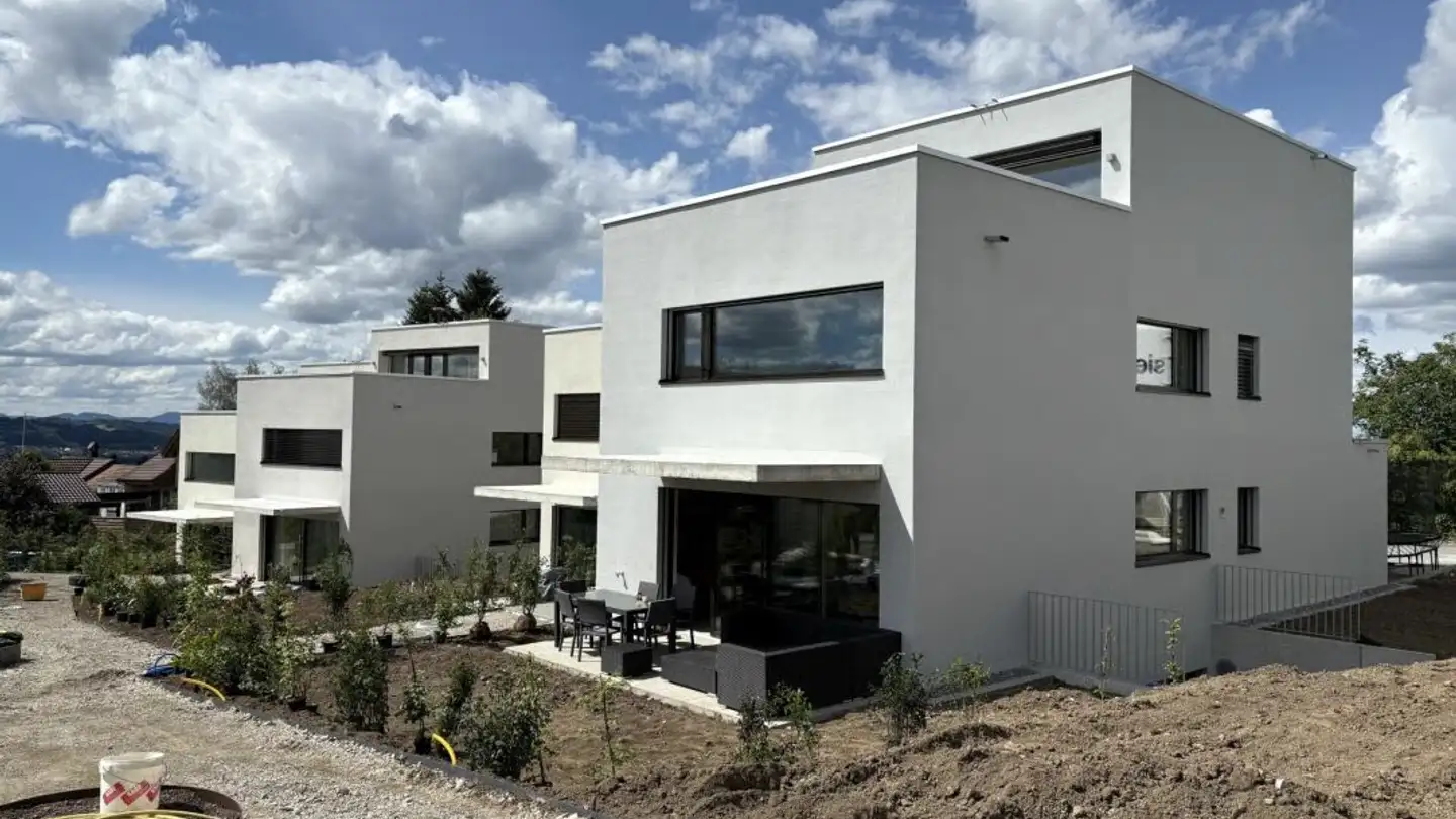 Single house for sale - Alte Bettwilerstrasse, 5615 Fahrwangen - Photo 2