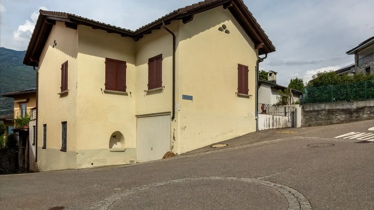 Maison individuelle à vendre - 6512 Giubiasco - Photo 2