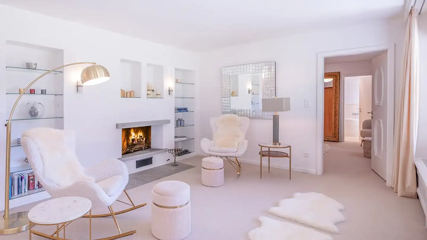 Stepped apartment for rent - 7500 St. Moritz
