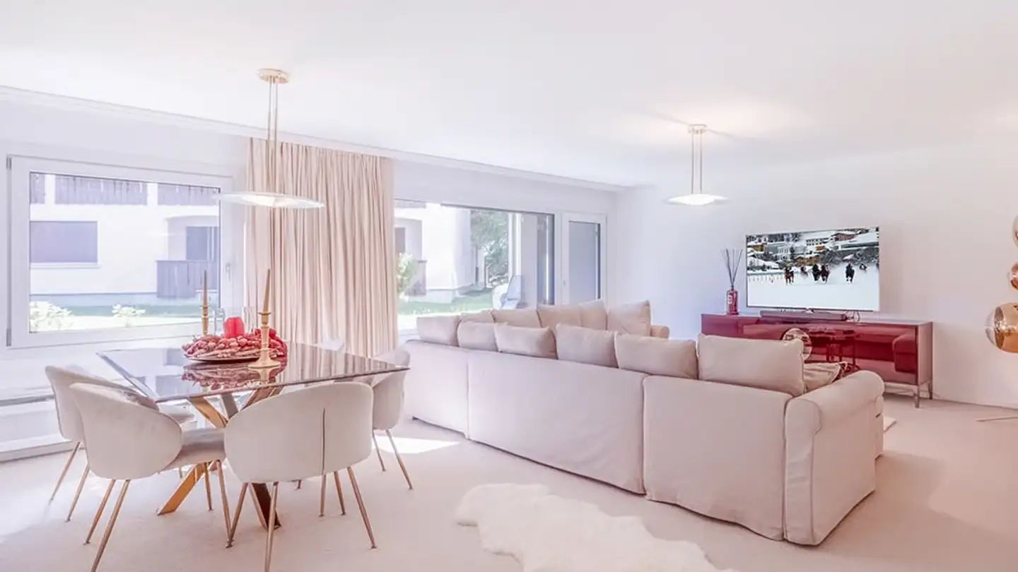 Stepped apartment for rent - 7500 St. Moritz - Photo 2