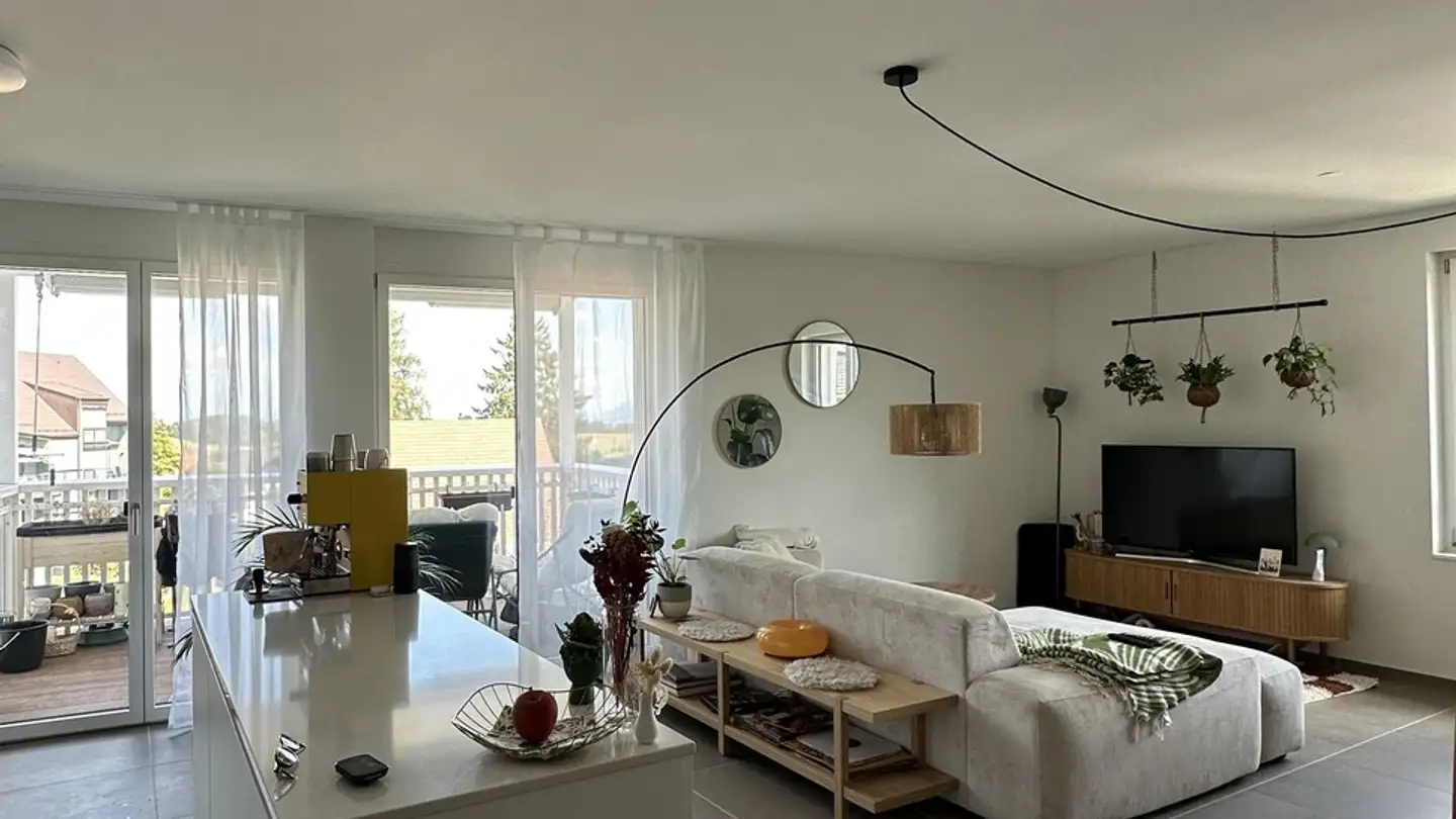 Wohnung mieten - Johanna-Spyri-Strasse 2, 8816 Hirzel