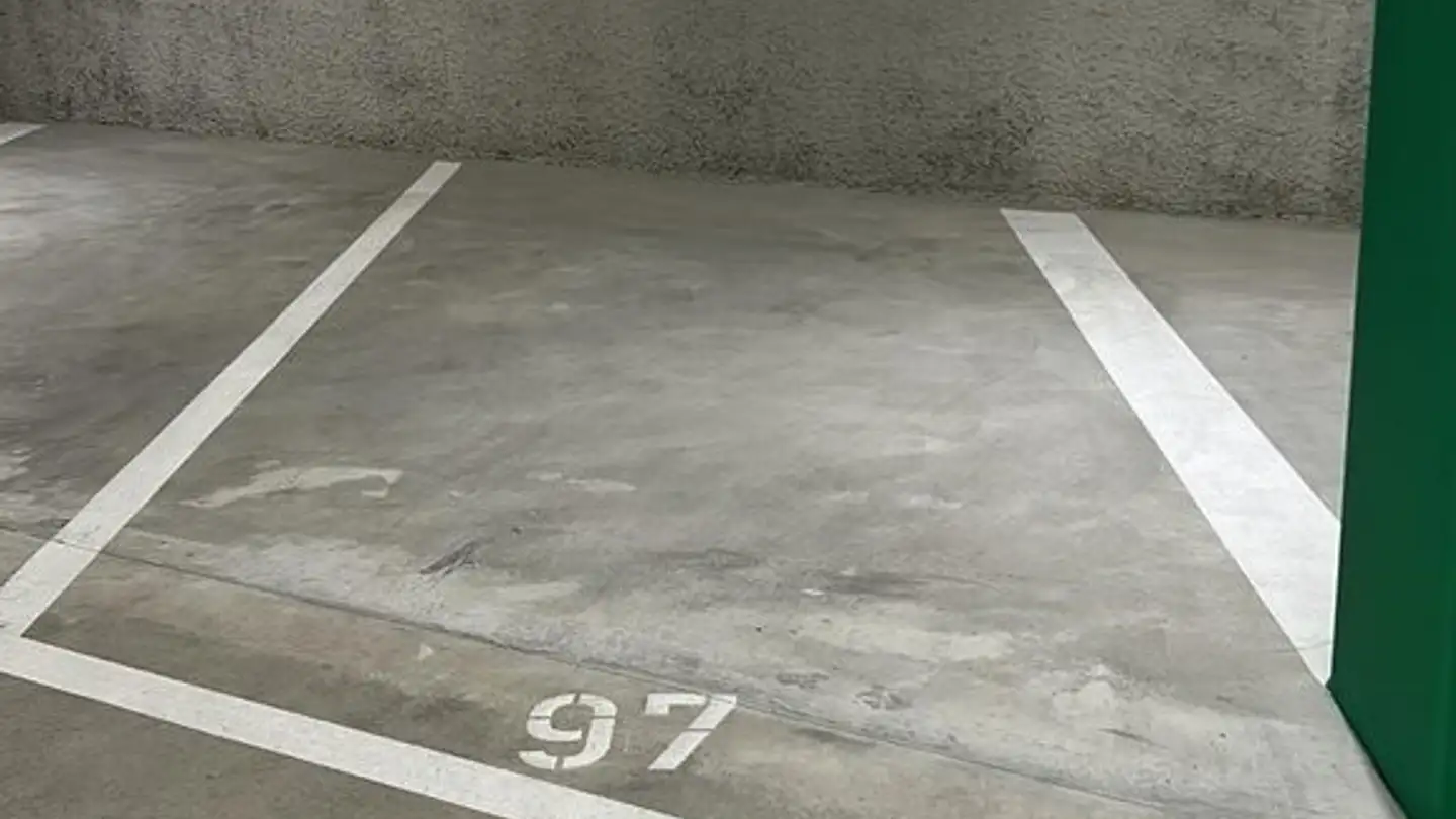 Underground parking space for rent - Via Geretta 18, 6900 Paradiso