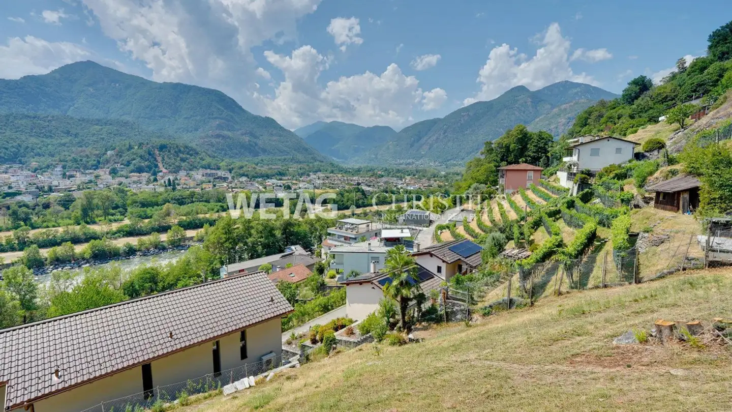 Terrain constructible à vendre - 6600 Locarno