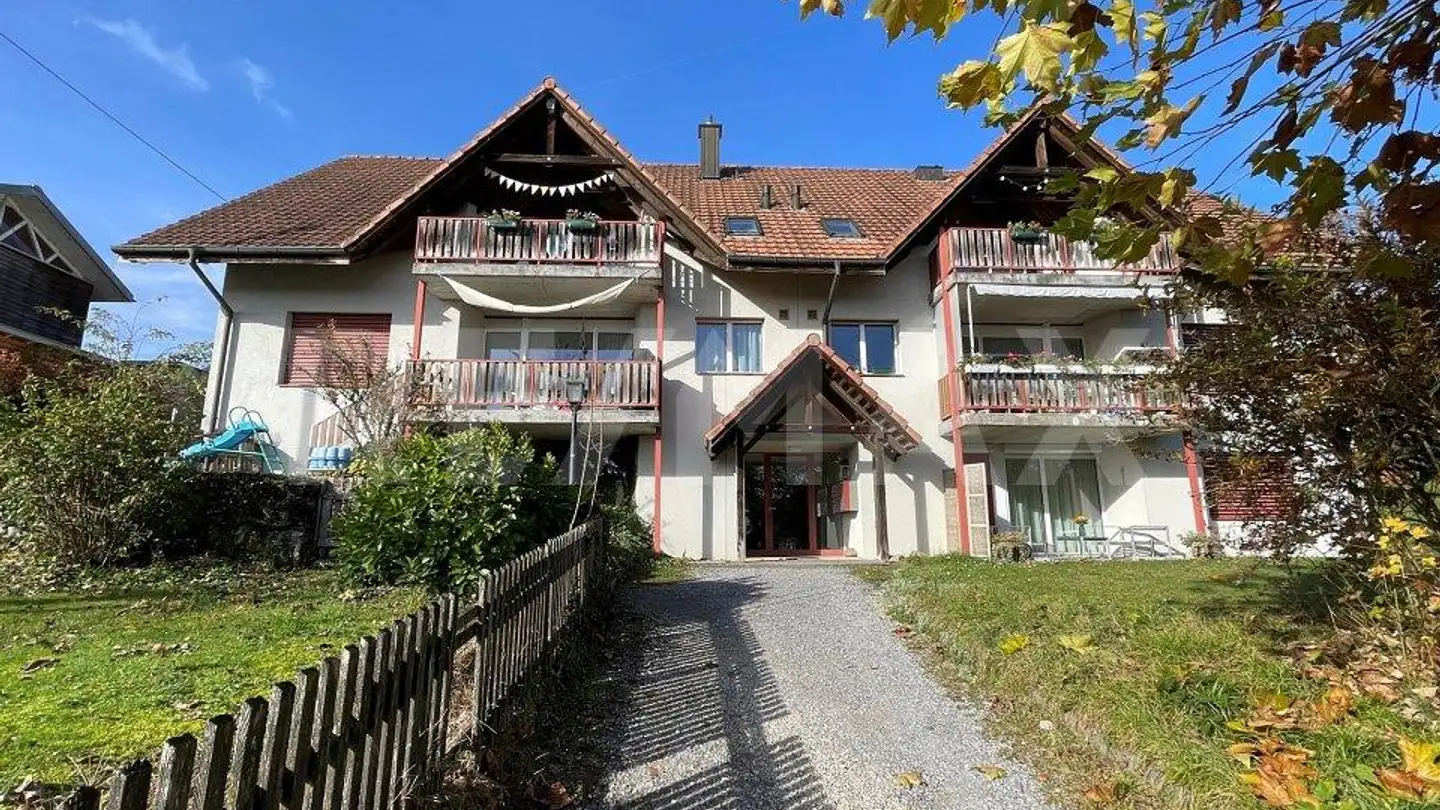 Mehrfamilienhaus kaufen - Insstrasse 6, 3237 Brüttelen