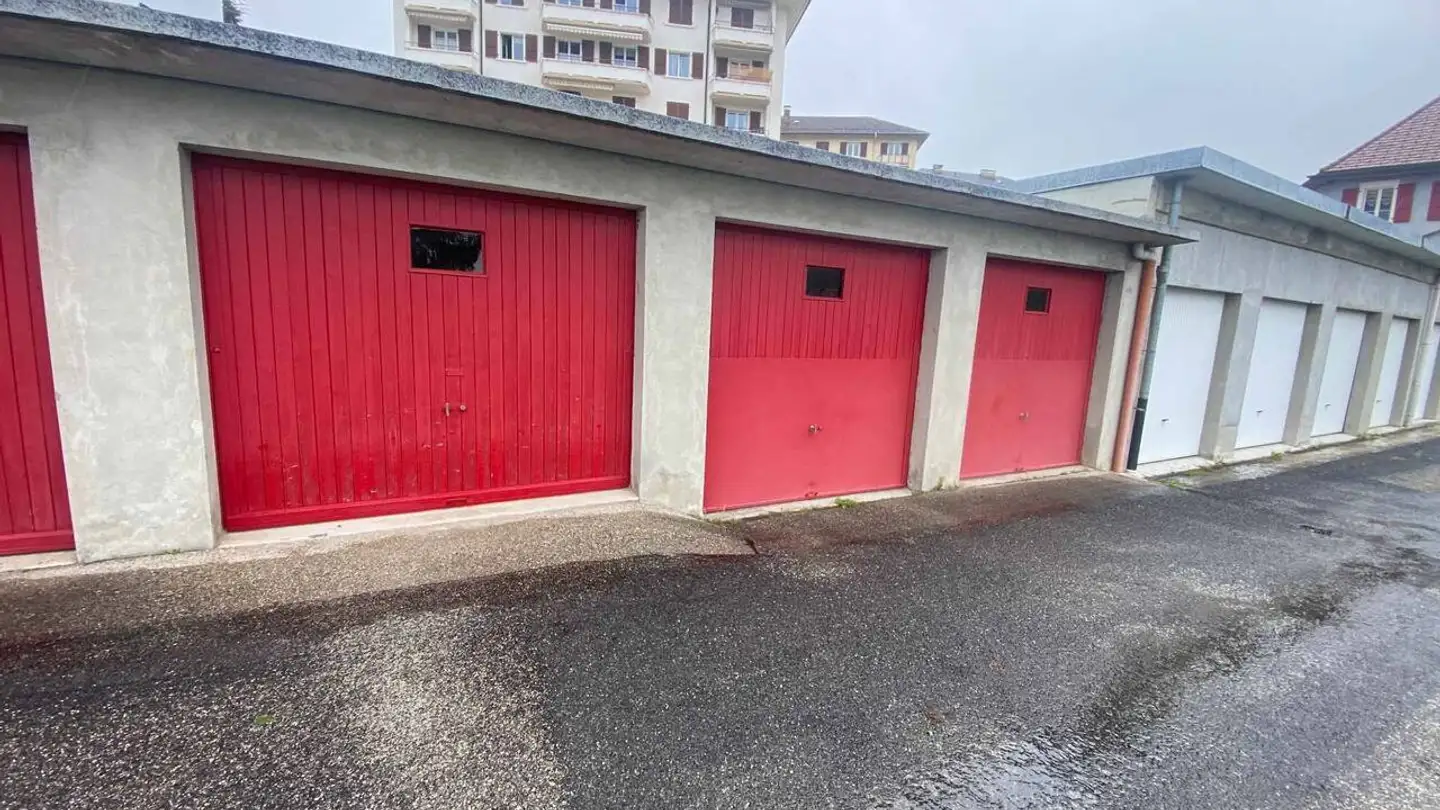 Garage à louer - 1450 Ste-Croix