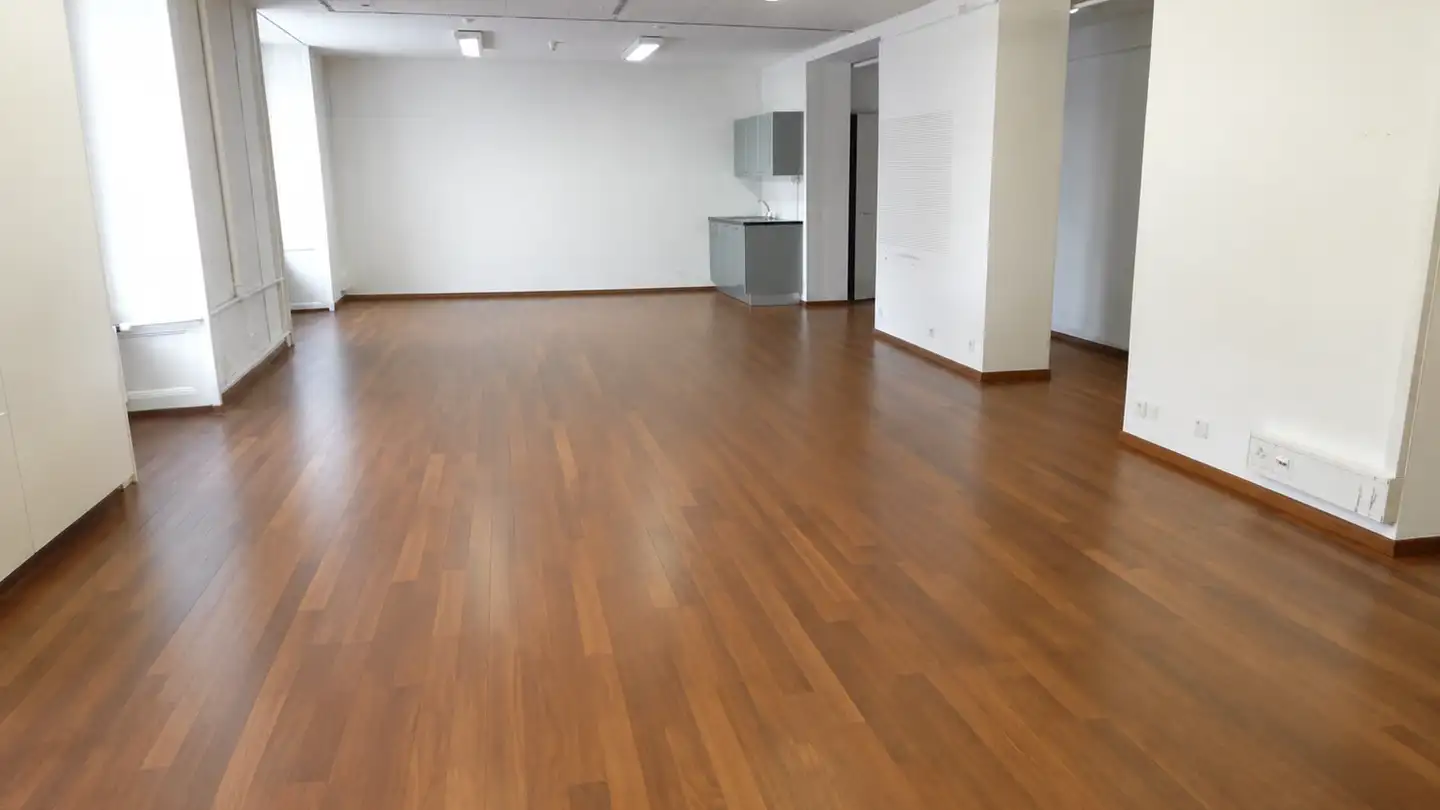Spazio ufficio in affitto - Rue Des Terreaux 7, 2000 Neuchâtel
