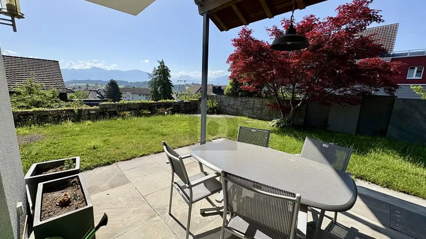 Casa bifamiliare in affitto - 8733 Eschenbach SG