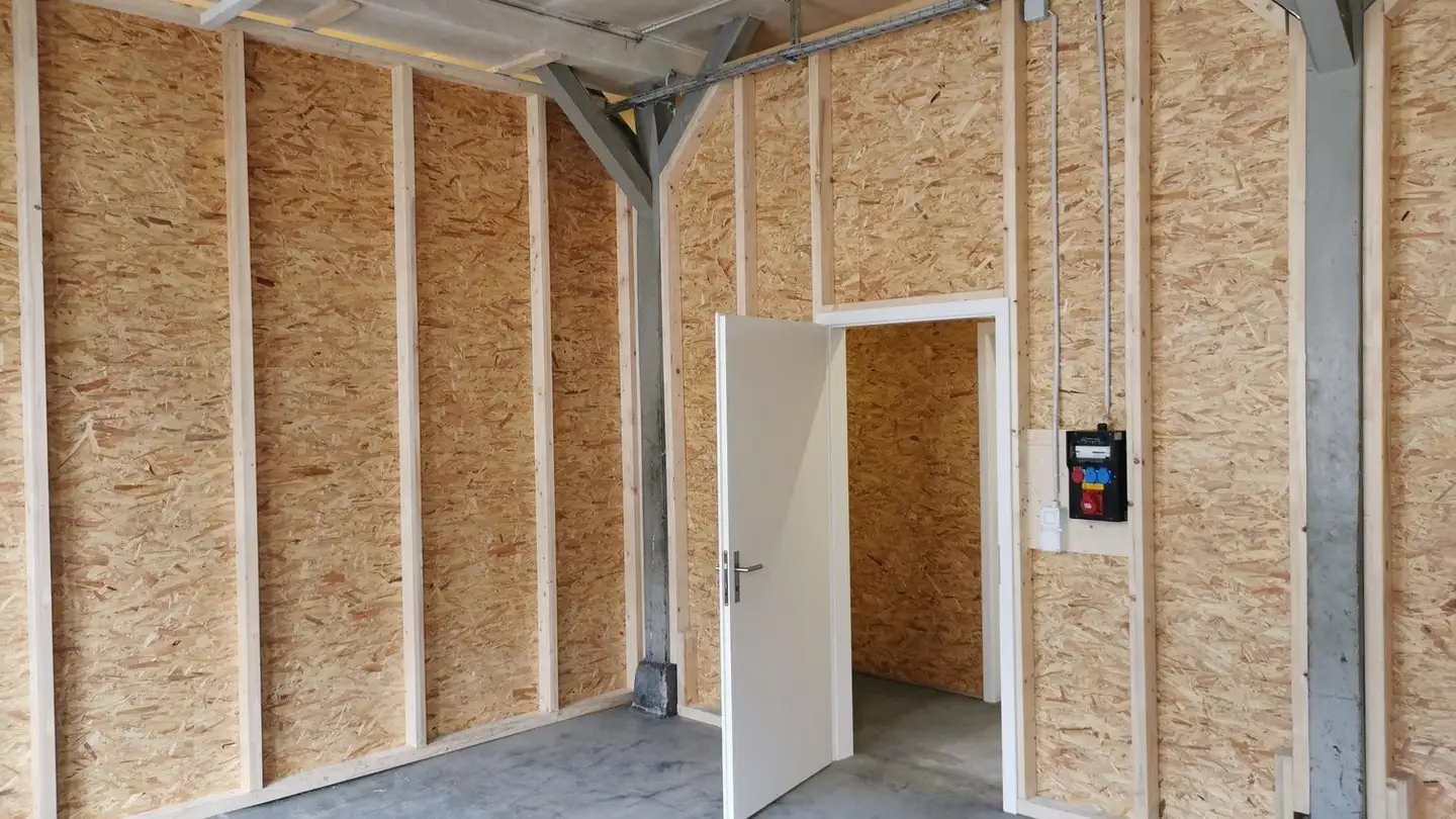 Gewerbe mieten - Weidenstrasse 50, 4143 Dornach - Foto 2