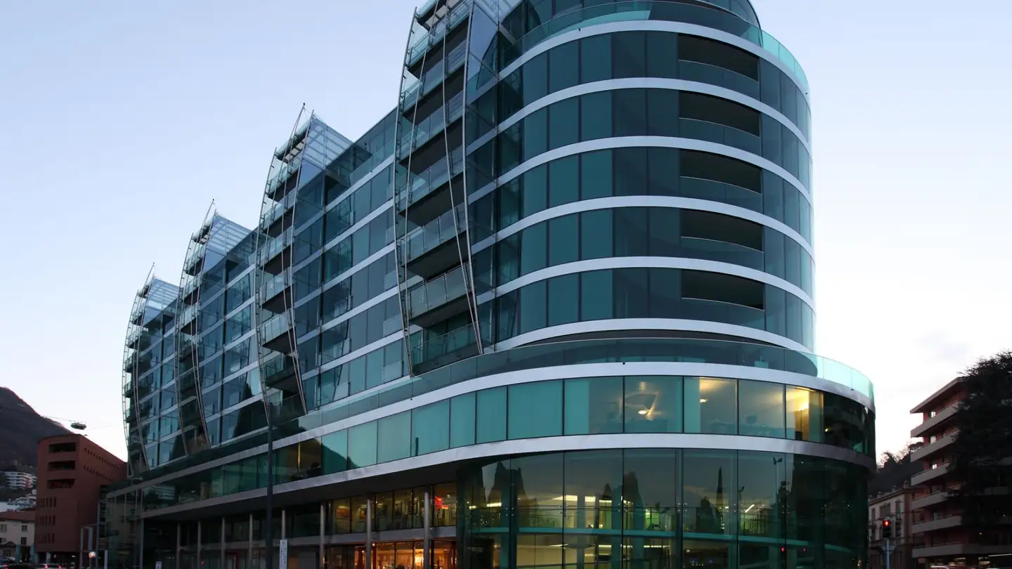 Spazio ufficio in affitto - Riva Paradiso, 6900 Paradiso