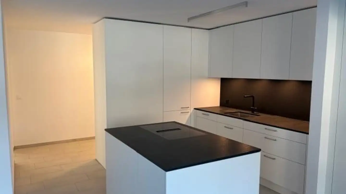 Apartment for rent - Schellenbergstrasse, 7000 Chur - Photo 3