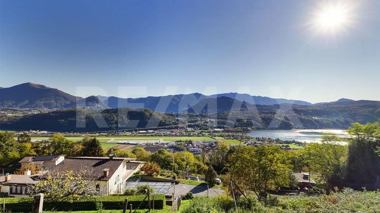 Constructible plot for sale - 6992 Vernate