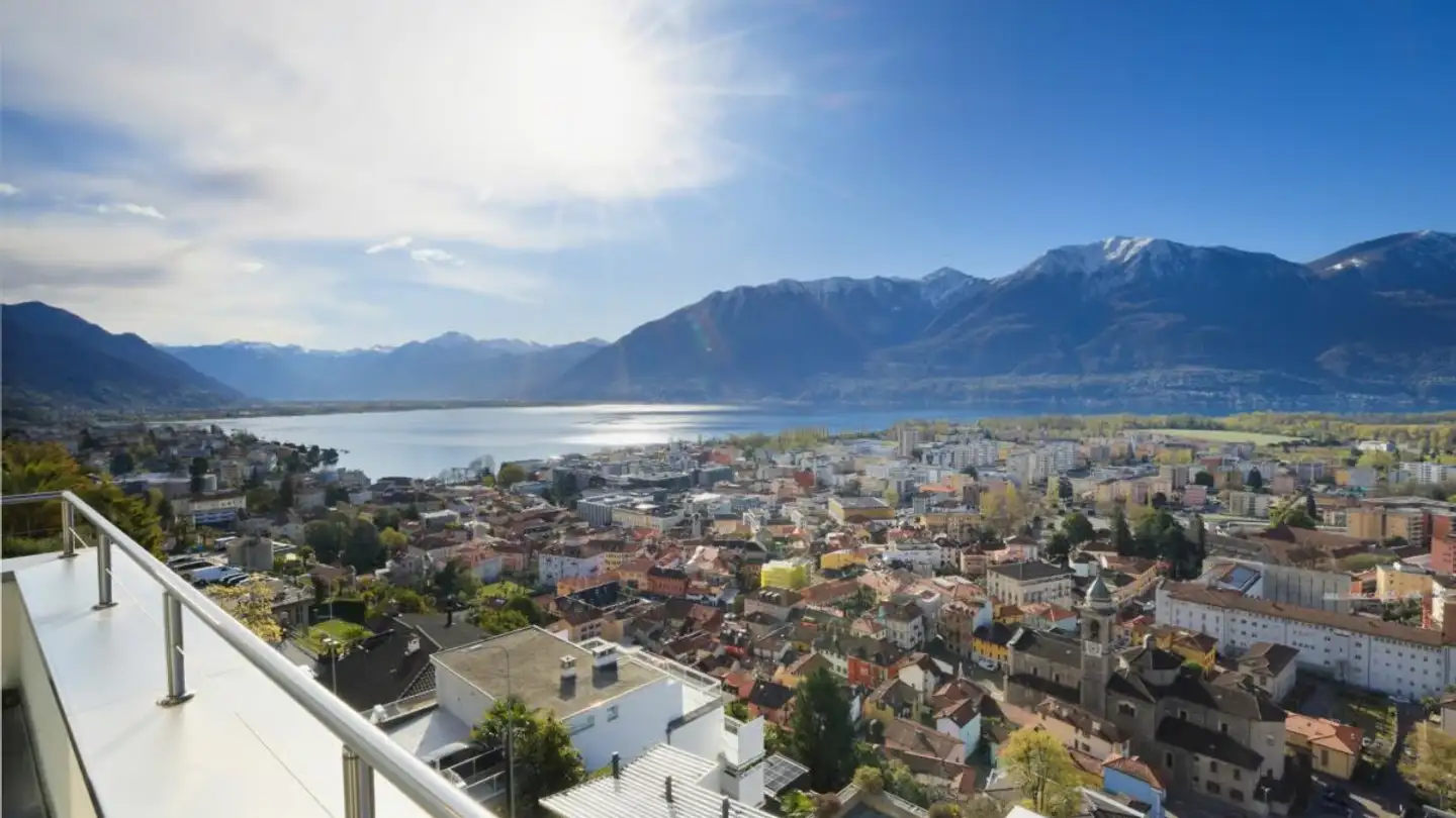 Residential building for sale - 6600 Locarno - Photo 2