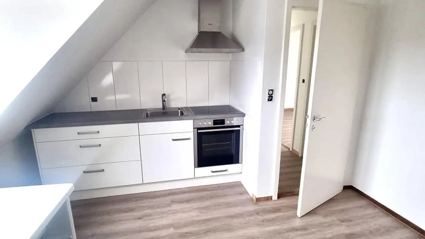 Penthouse for rent - Mittlerer Kreis 29, 4106 Therwil