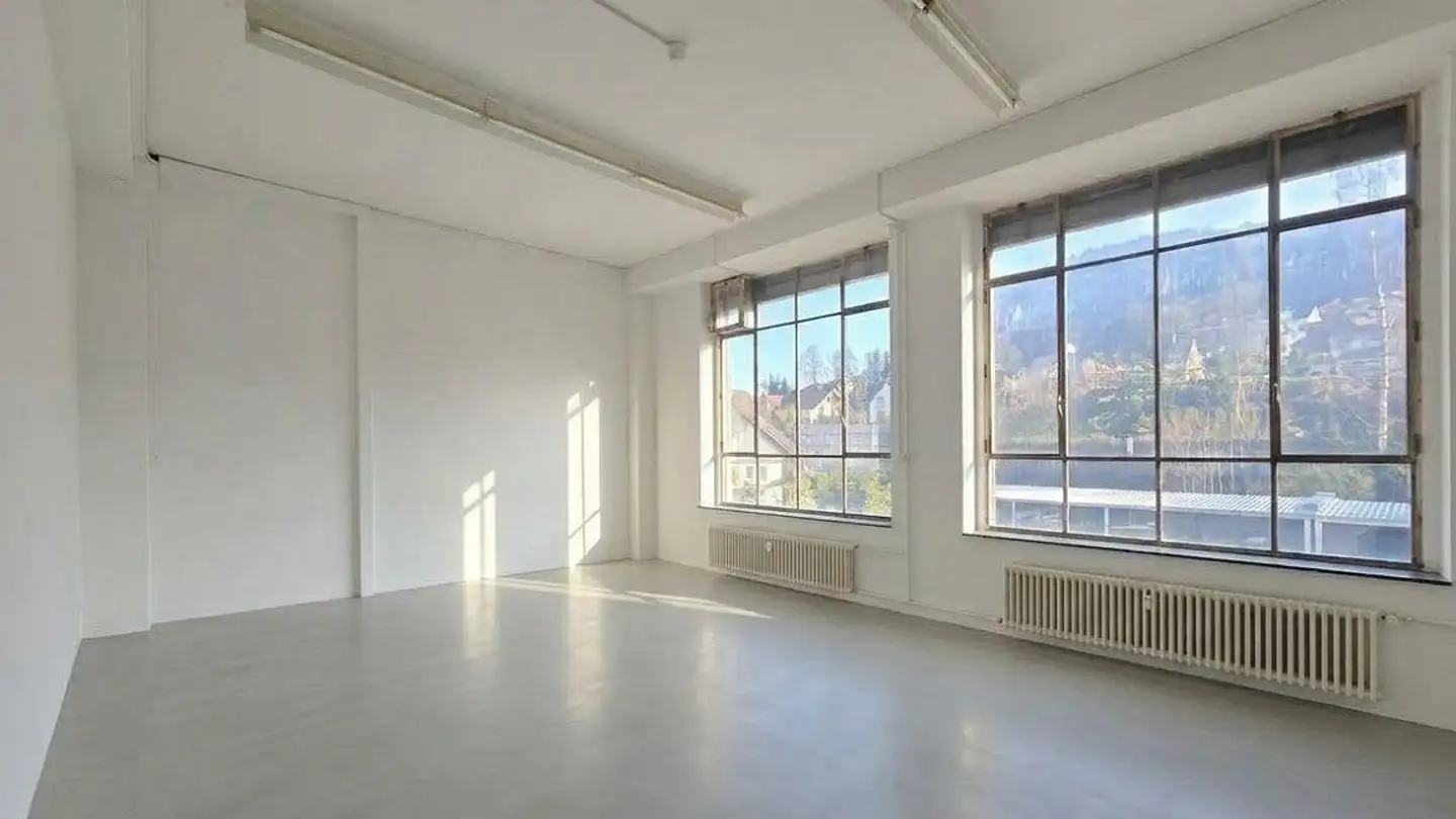 Commercial for rent - Dorfstrasse 6a, 8484 Weisslingen - Photo 3
